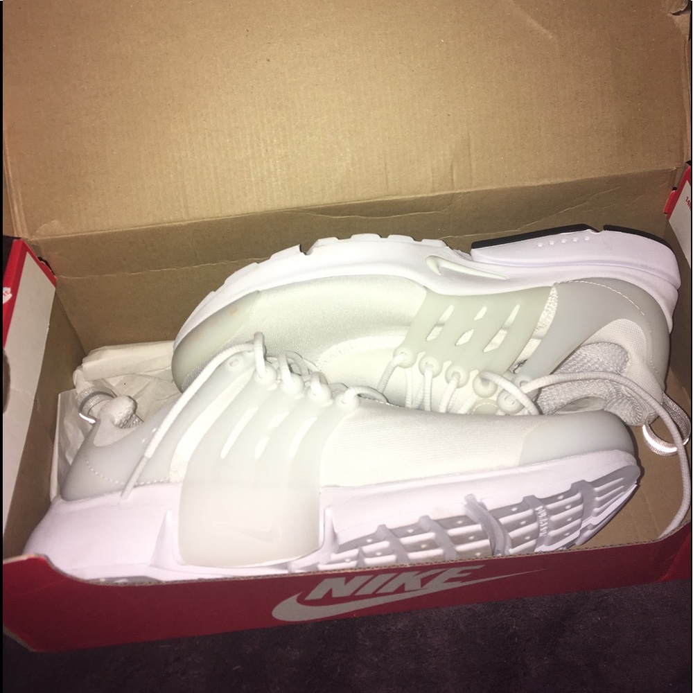 brand new nike air presto